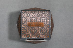 EMG_muetra_caja_decorada