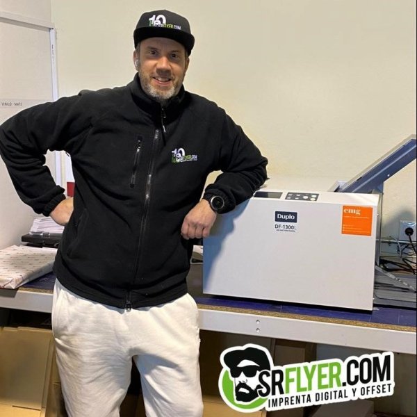 Grupo Titaco_plegadora_Duplo_DF1300L Grupo Titaco_plegadora_Duplo_DF1300L