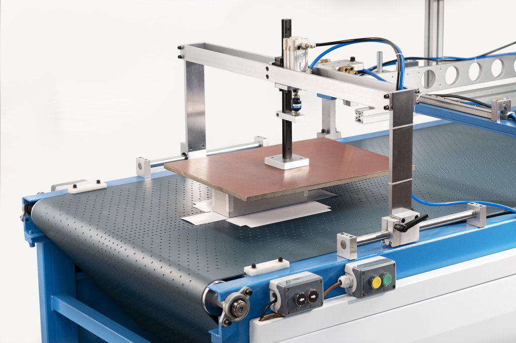 Contacoladora de packaging de lujo