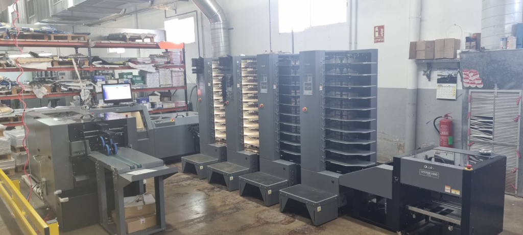 Confeccionador de folletos a caballete iSaddle