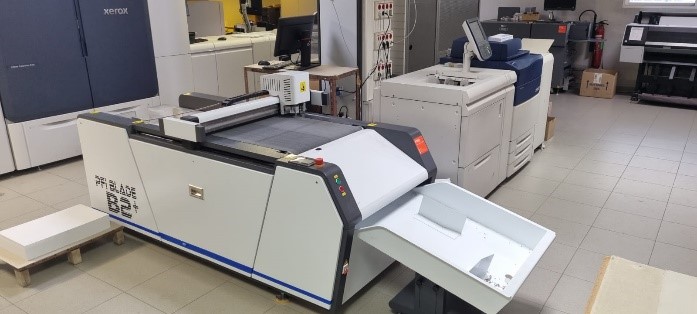 Mesa de corte digital PFi Blade B2 - Serra