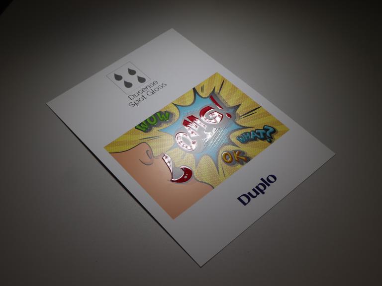 Aplicación embellecimiento de la impresión DuSense SpotGloss